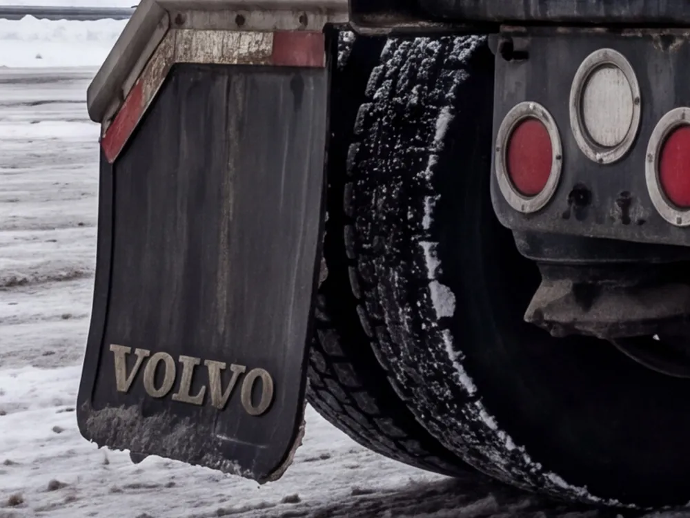 Heavy-duty truck mud flap in winter road conditions